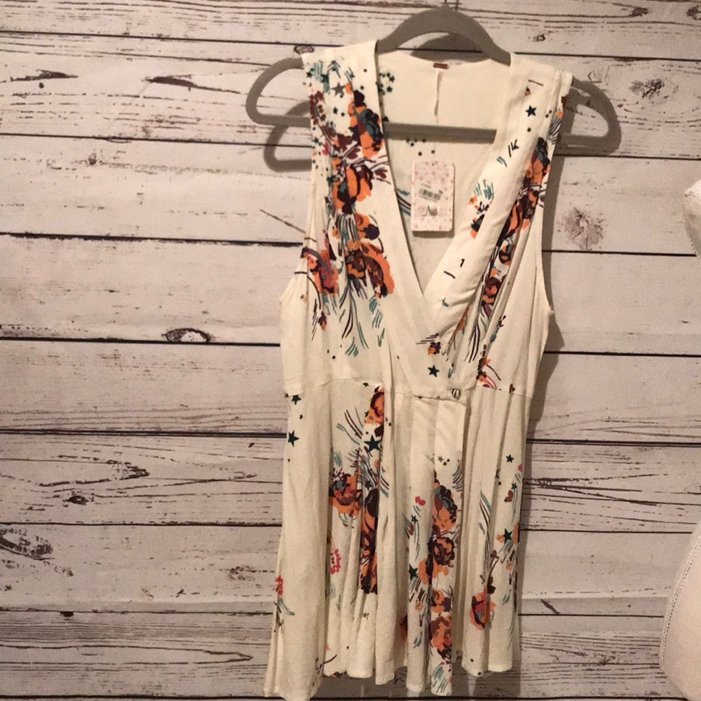 Free People Sleeveless Blouse - Picture 2 of 6